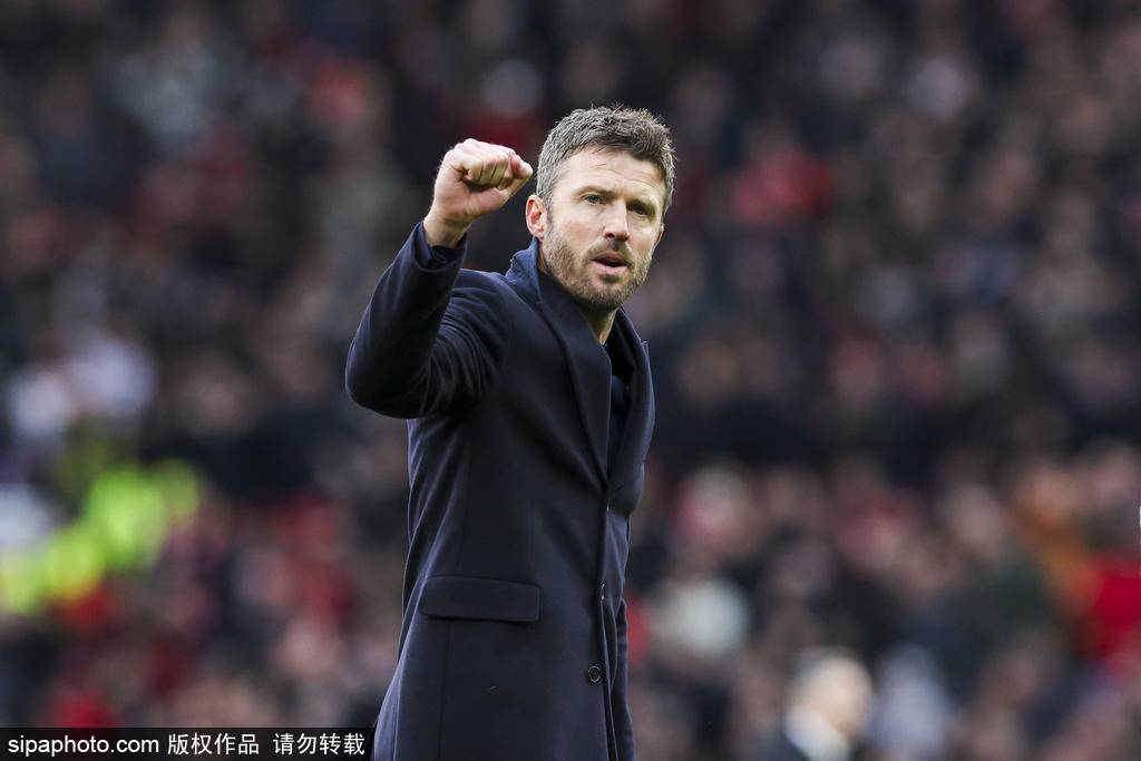 爽到！卡里克带曼联踢了4场 赢塔帅瓜帅埃梅里平图赫尔